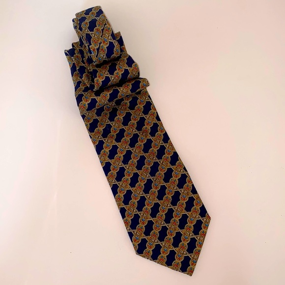 Valentino 100% Silk Cravat Tie - Picture 1 of 5